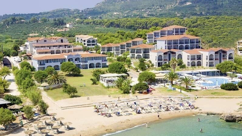 The_Bay_Hotel_&_Suites_2