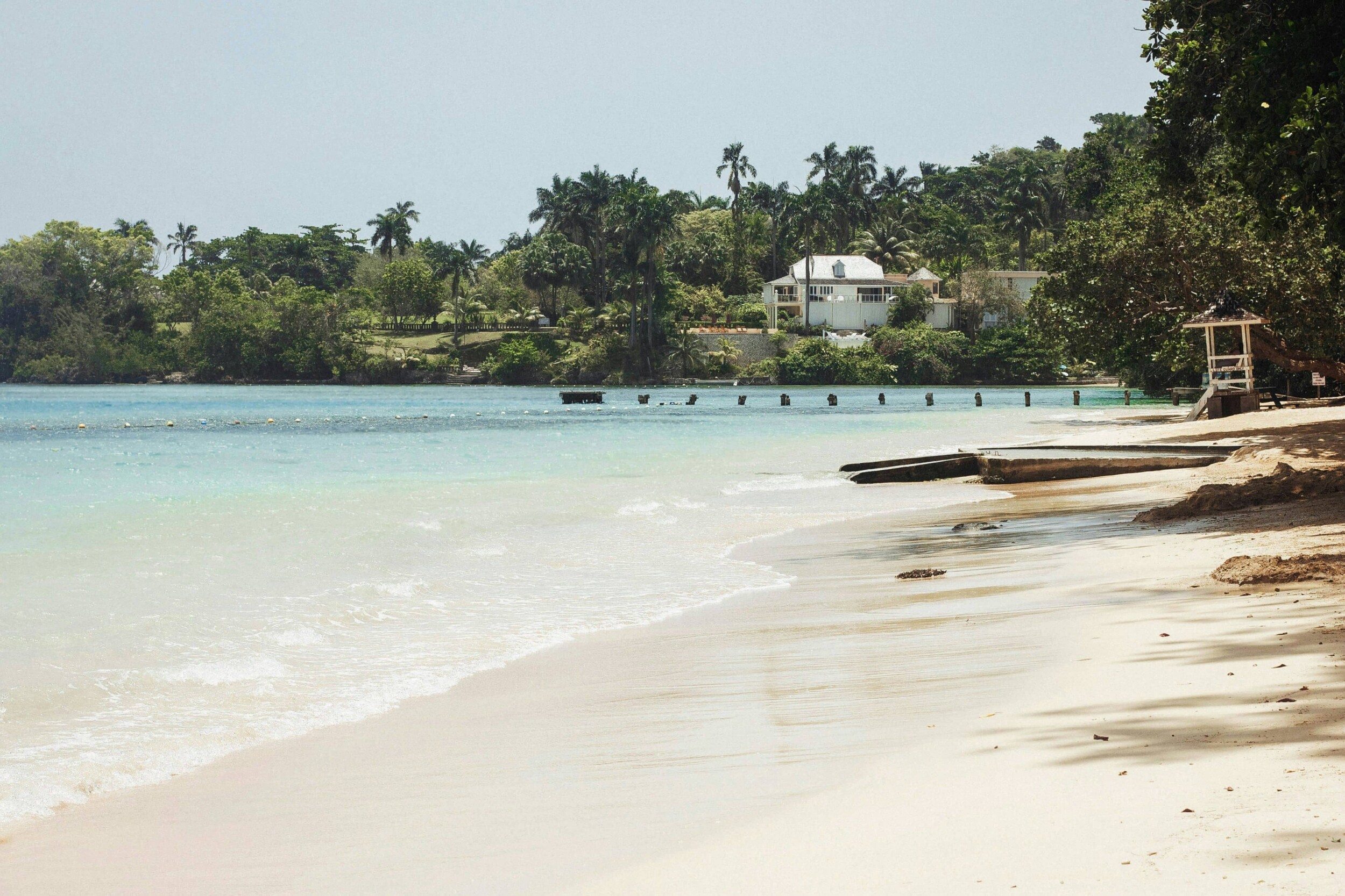 Jamaica_lakeisha-bennett-WAP2_qkTe18-unsplash