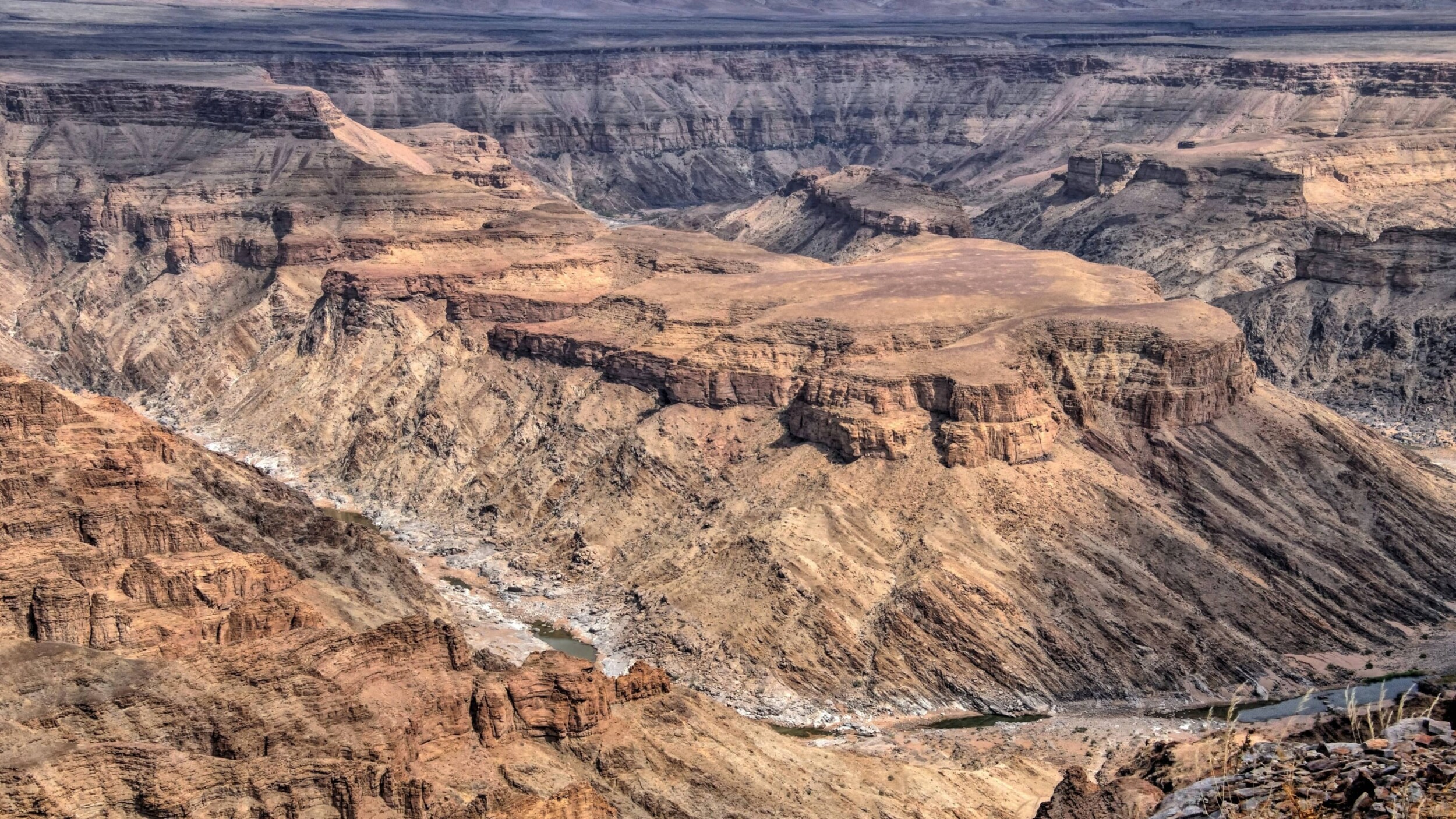 Namibia_Fish_River_Canyon_jp-desvigne-j8xsOM3O2gU-unsplash