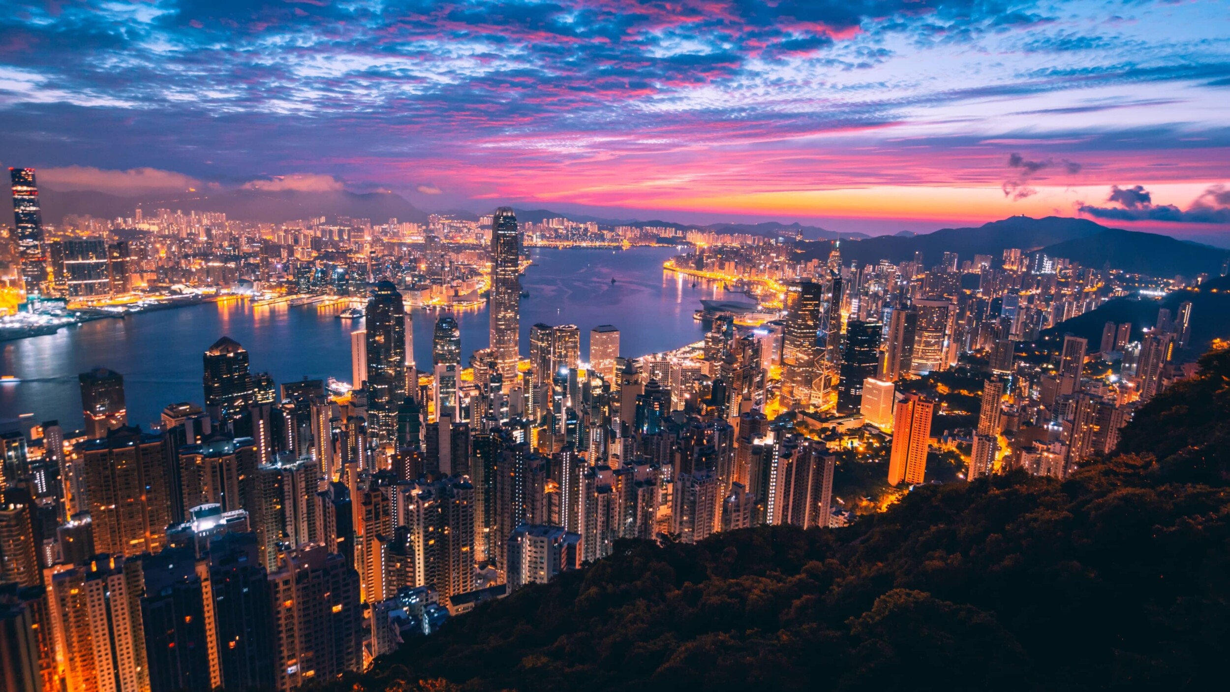 Hongkong_victoria_peak_simon-zhu-4hluhoRJokI-unsplash