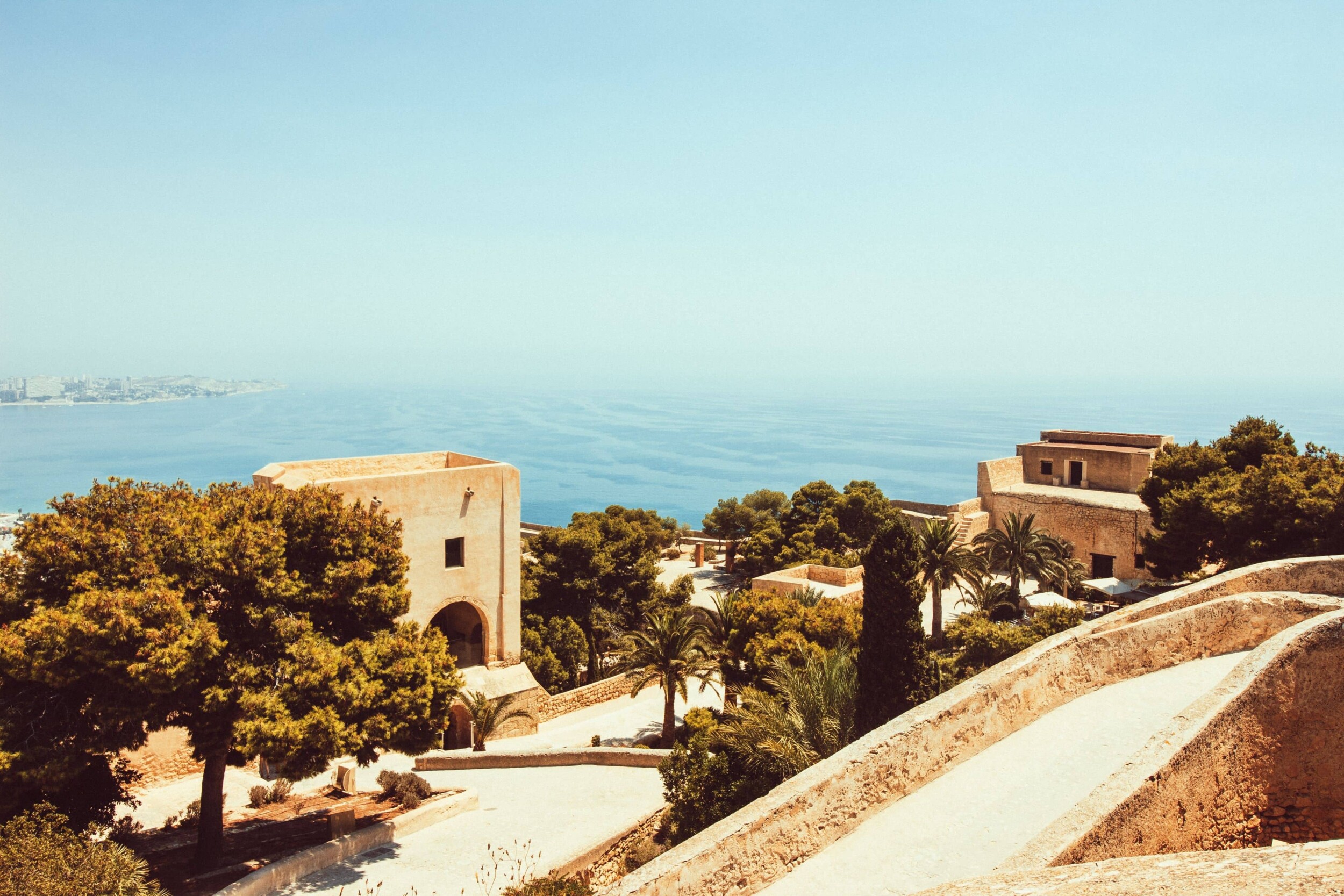 Spanien_Malaga_elvis-bekmanis-cOycnq2-Htc-unsplash