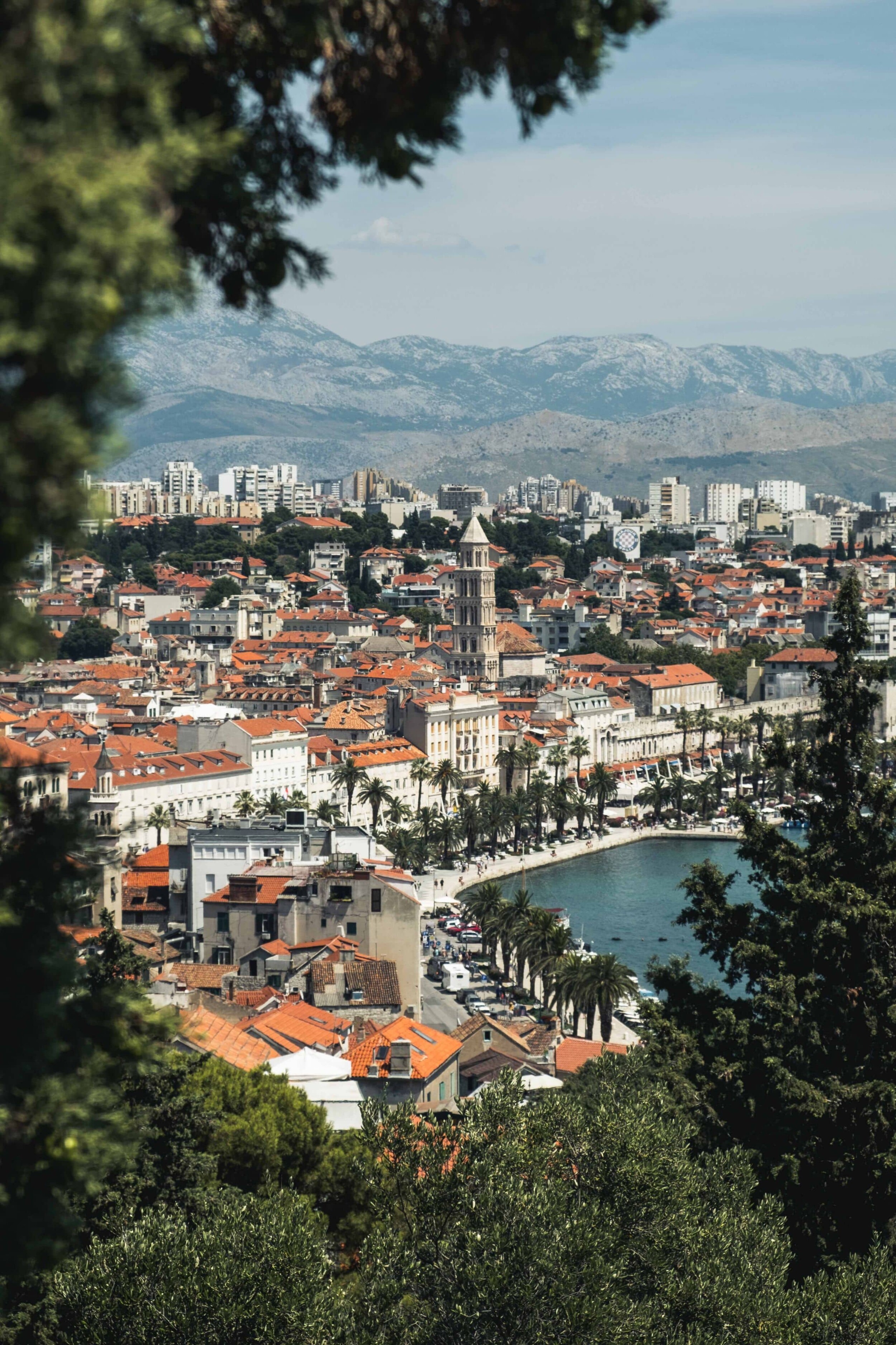 Kroatien_Split_sander-lenaerts-6gScjC67nzg-unsplash