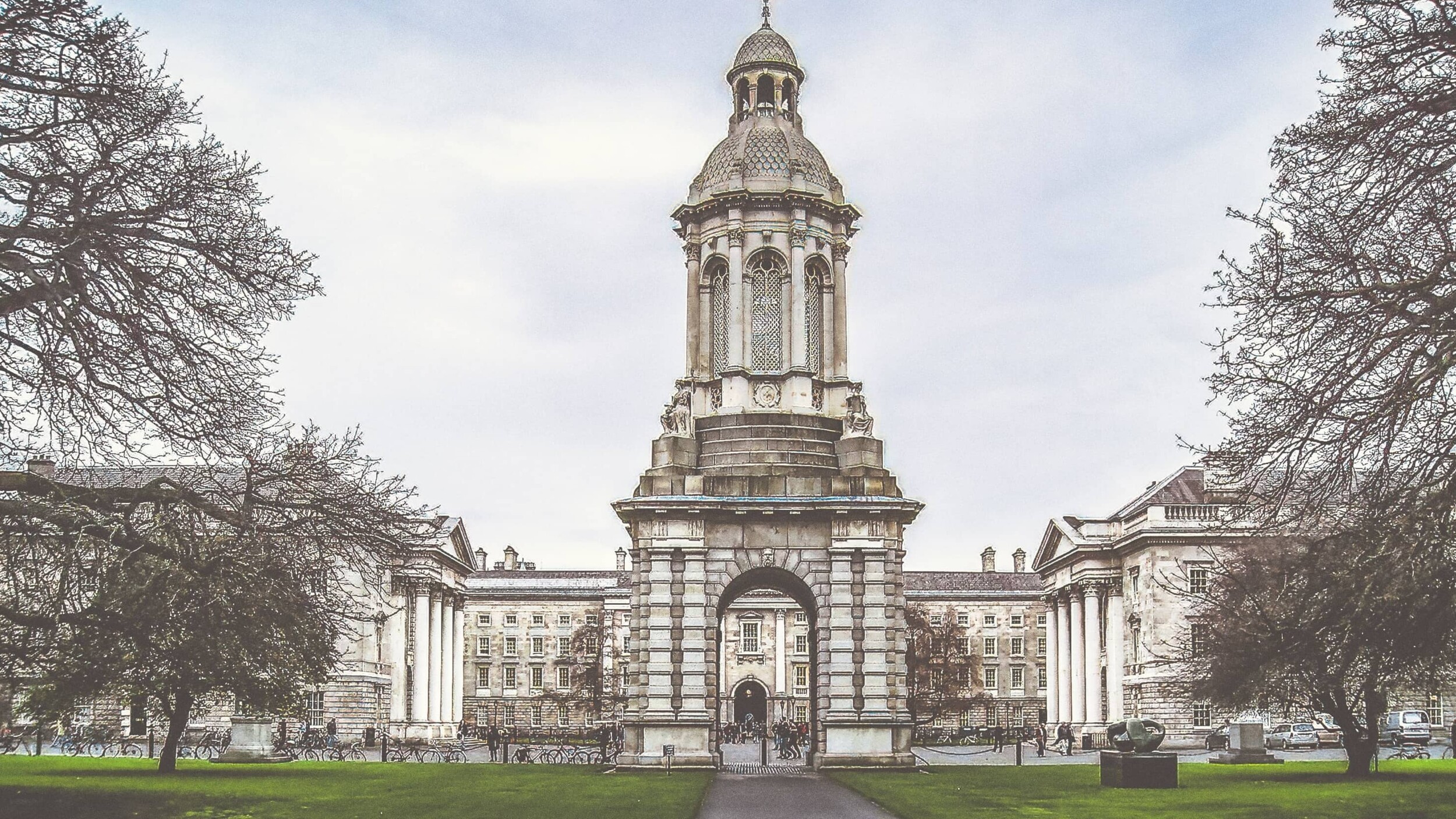 Irland_Dublin_Trinity_k-mitch-hodge-Zc-SBPL6XH0-unsplash