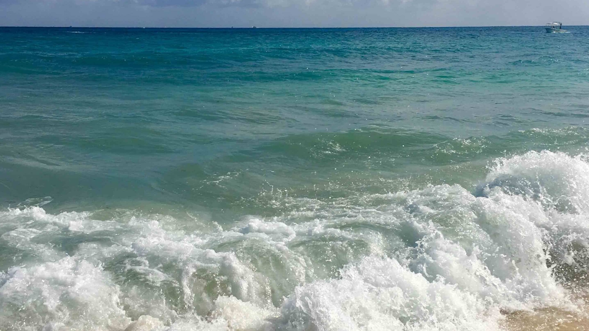 Mexiko_PLaya_del_carmen_darby-henjum-9429XeM9ZtU-unsplash_1