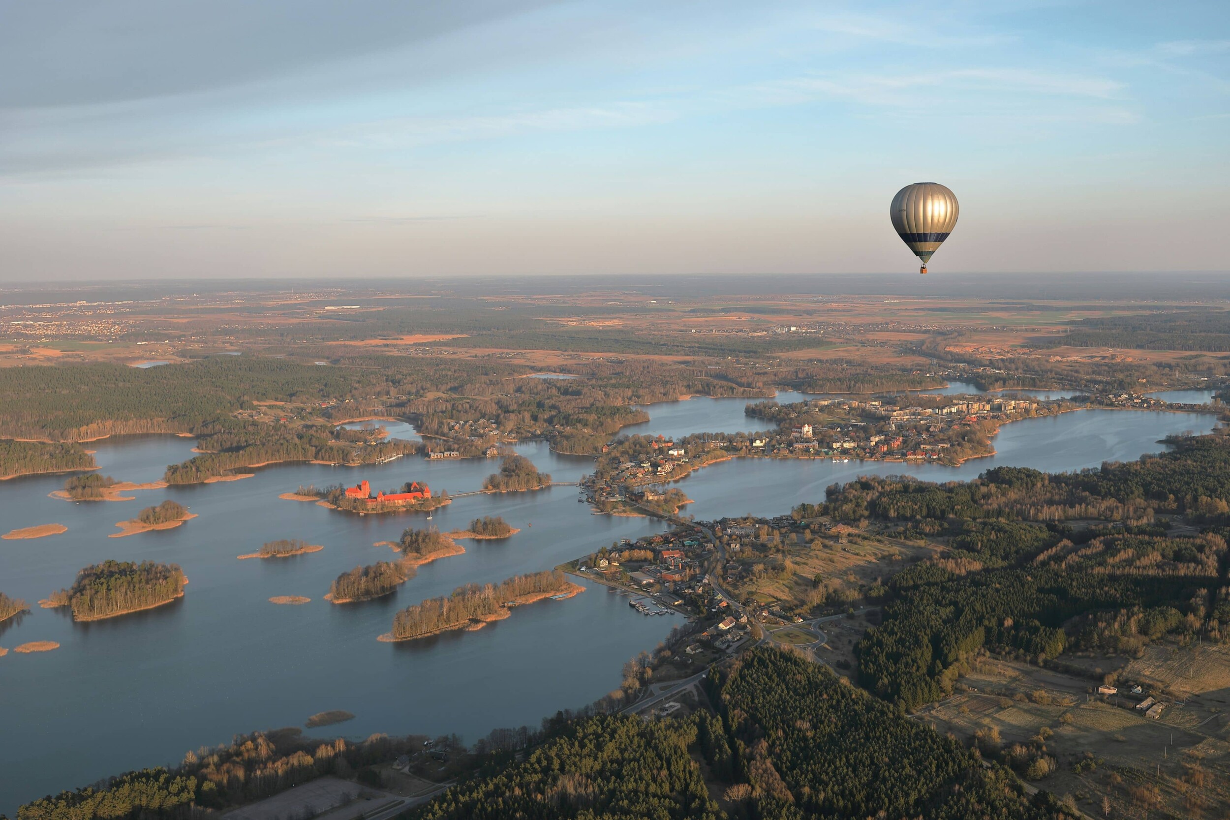 Litauen_maksim-shutov-NMV4RIqrP-A-unsplash