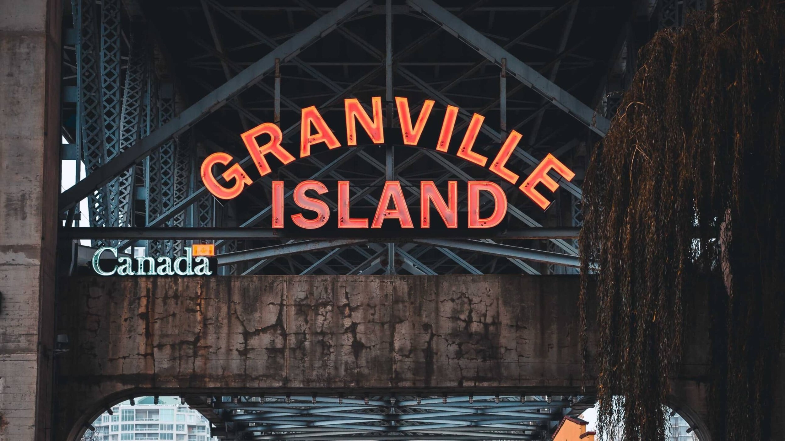 Vancouver-GRanville-Island_willian-justen-de-vasconcellos-k9fsO9jkpk4-unsplash_1