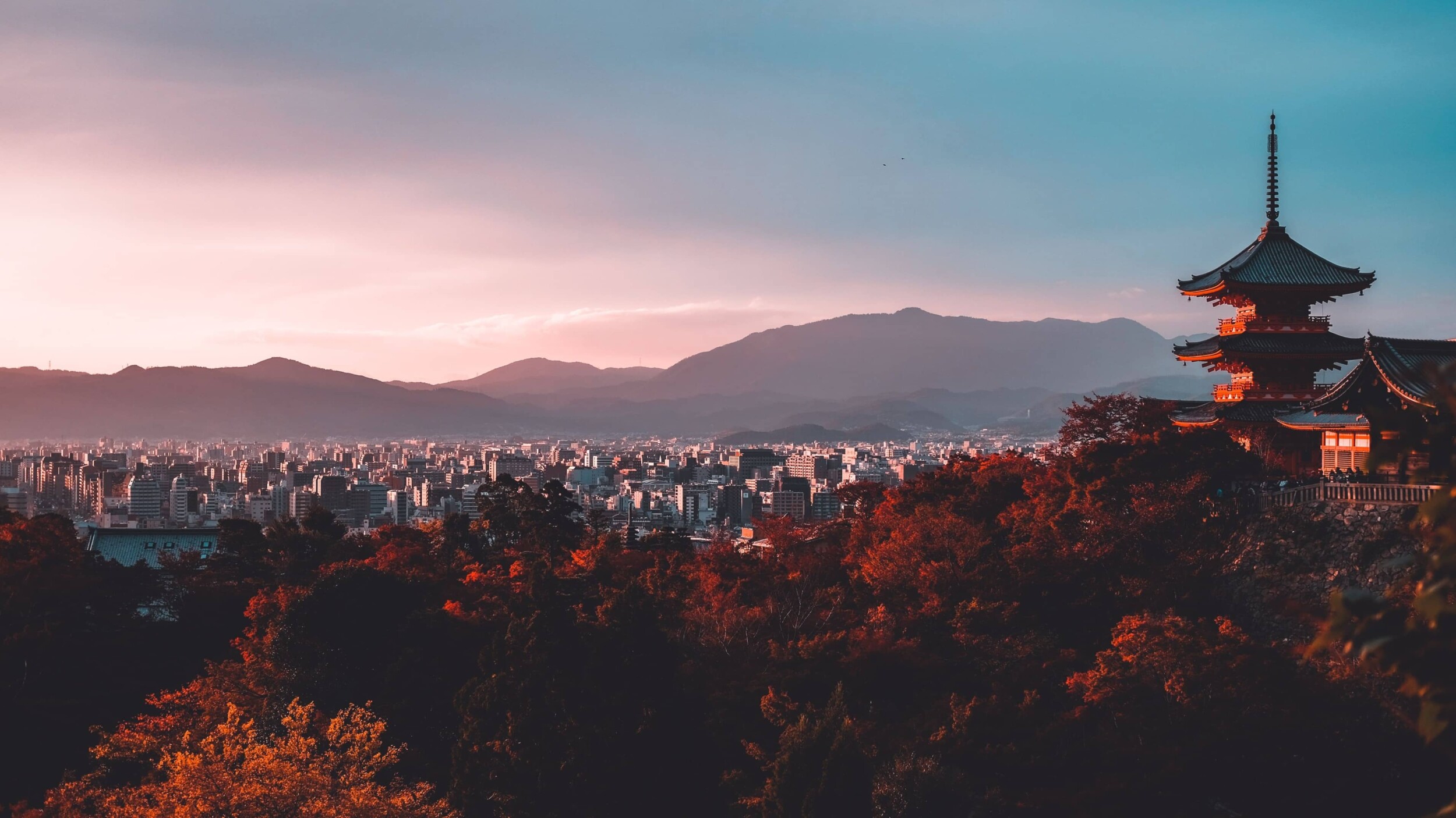 Kyoto_su-san-lee-E_eWwM29wfU-unsplash
