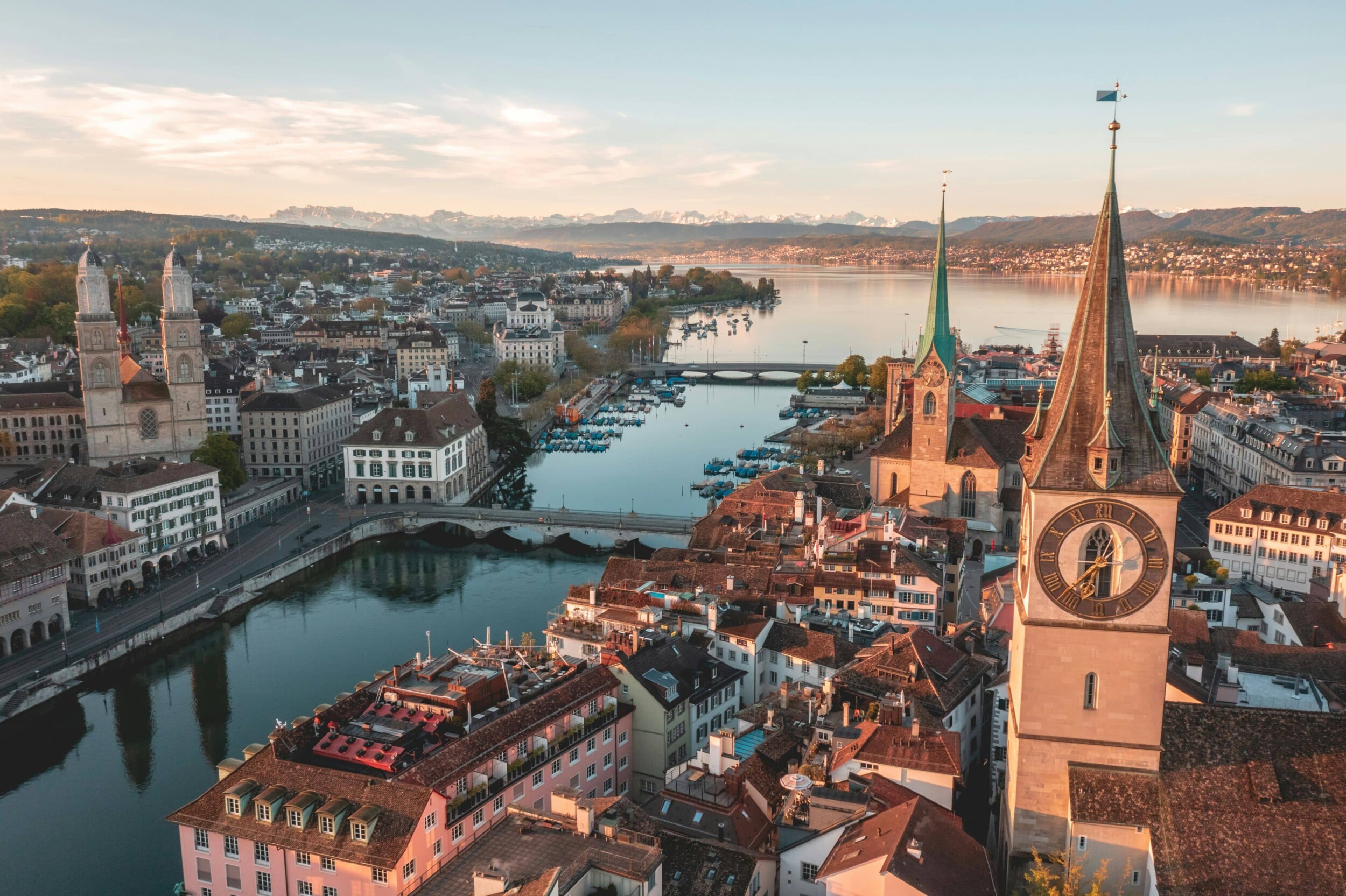 Schweiz_Zürich_henrique-ferreira-6p-I-X-sPUY-unsplash