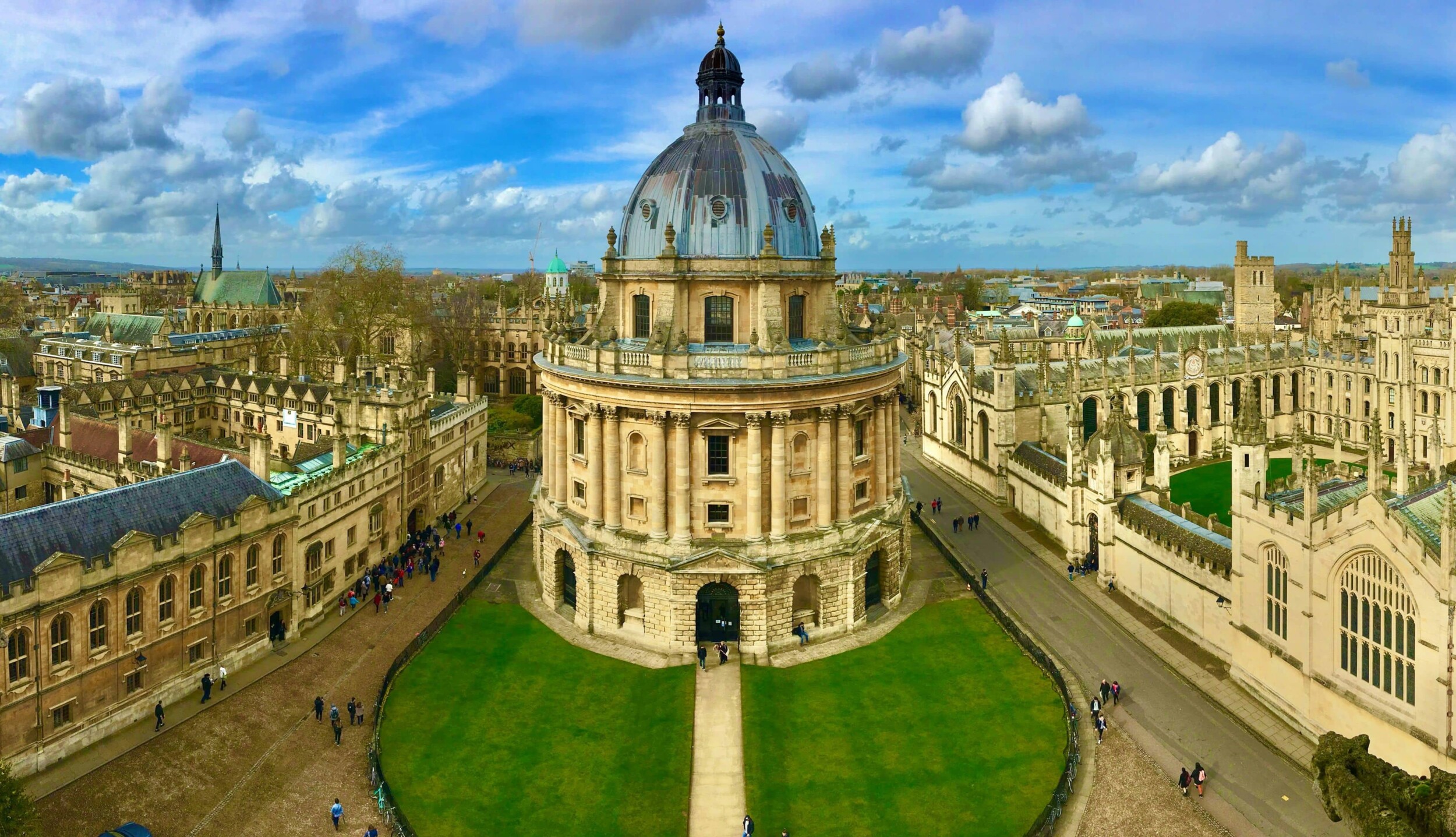 Oxford_ben-seymour-nqBUTBsDQNM-unsplash Oxford_ben-seymour-nqBUTBsDQNM-unsplash