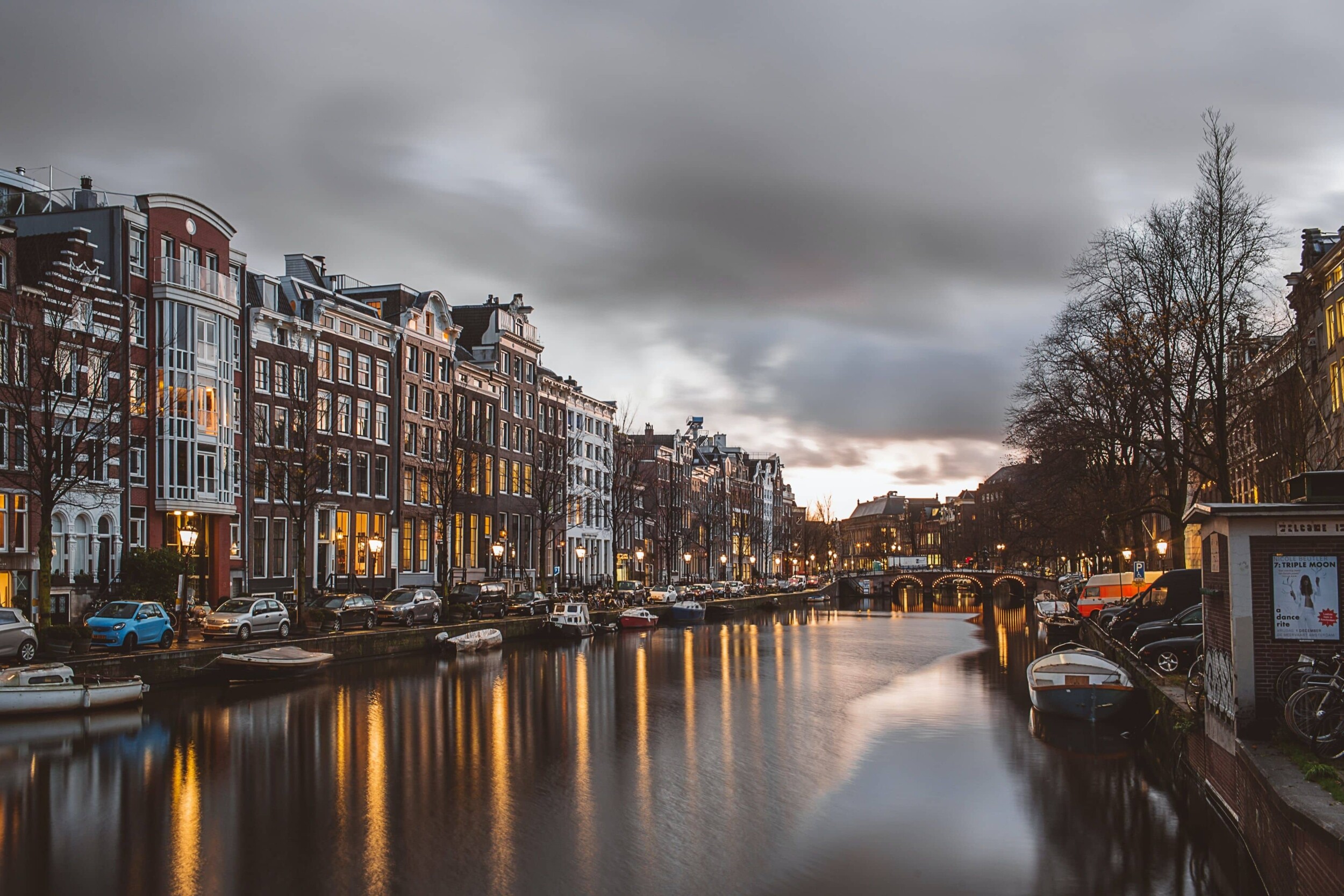 Amsterdam_azhar-j-t2hgHV1R7_g-unsplash(1)