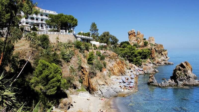 Italien_Hotel_Cefalu