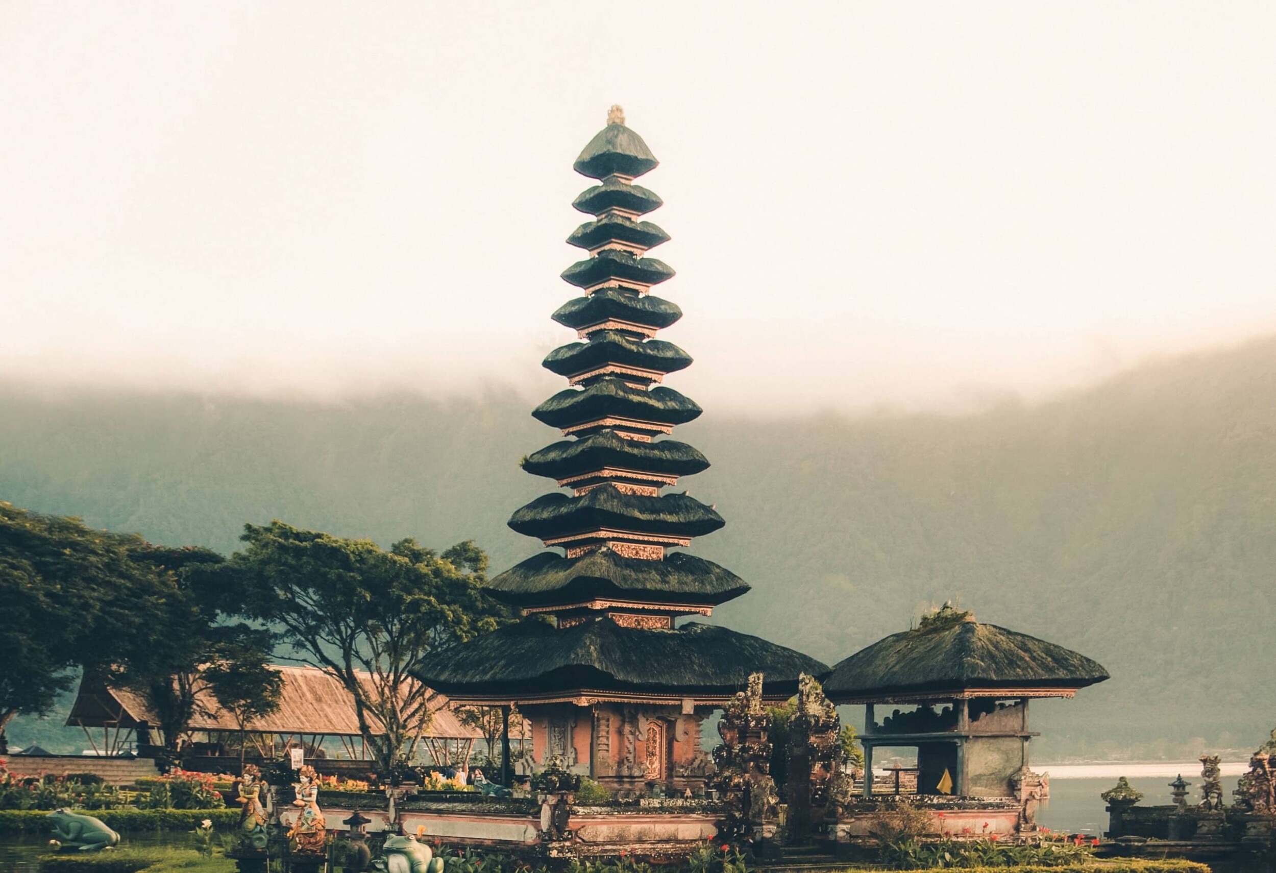 Bali_Textblock_aron-visuals-1kdIG_258bU-unsplash