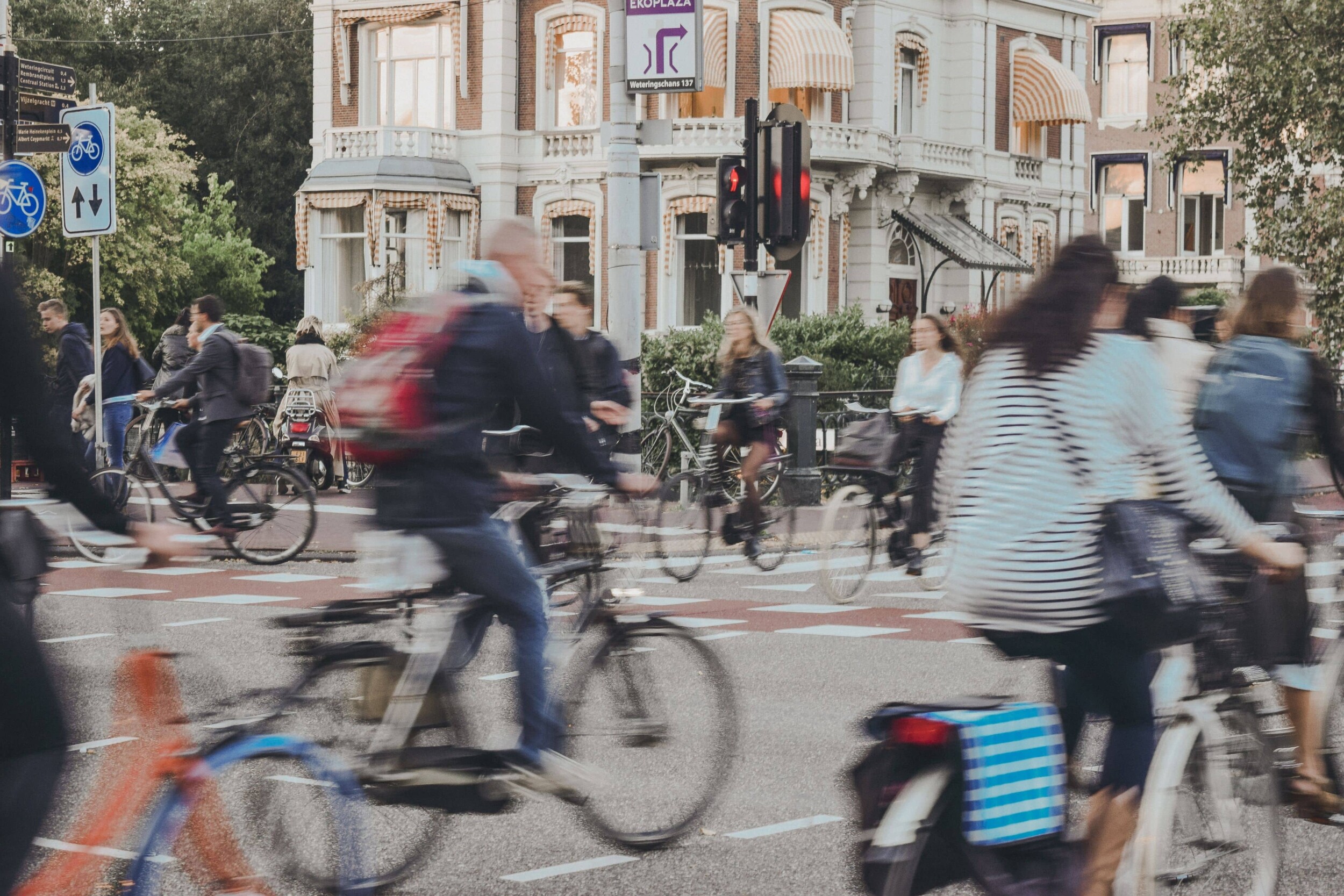Fahrräder_norali-nayla-eDvG3IO8-Io-unsplash