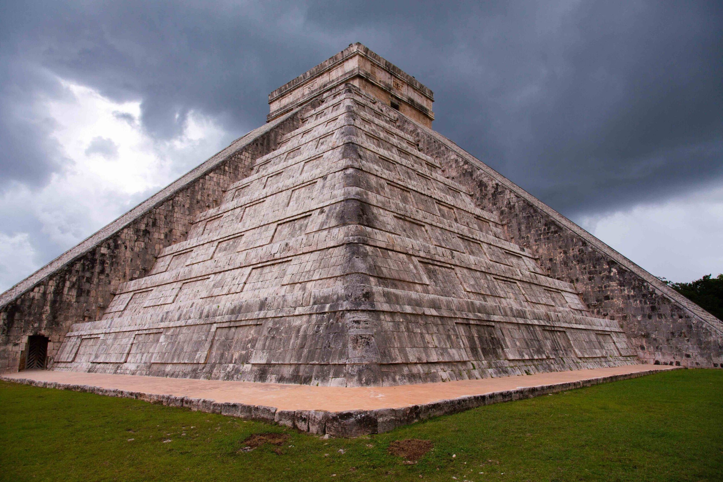 Mexiko_Chichen_Itza_tanja-cotoaga-iYFMX3nZIsY-unsplash