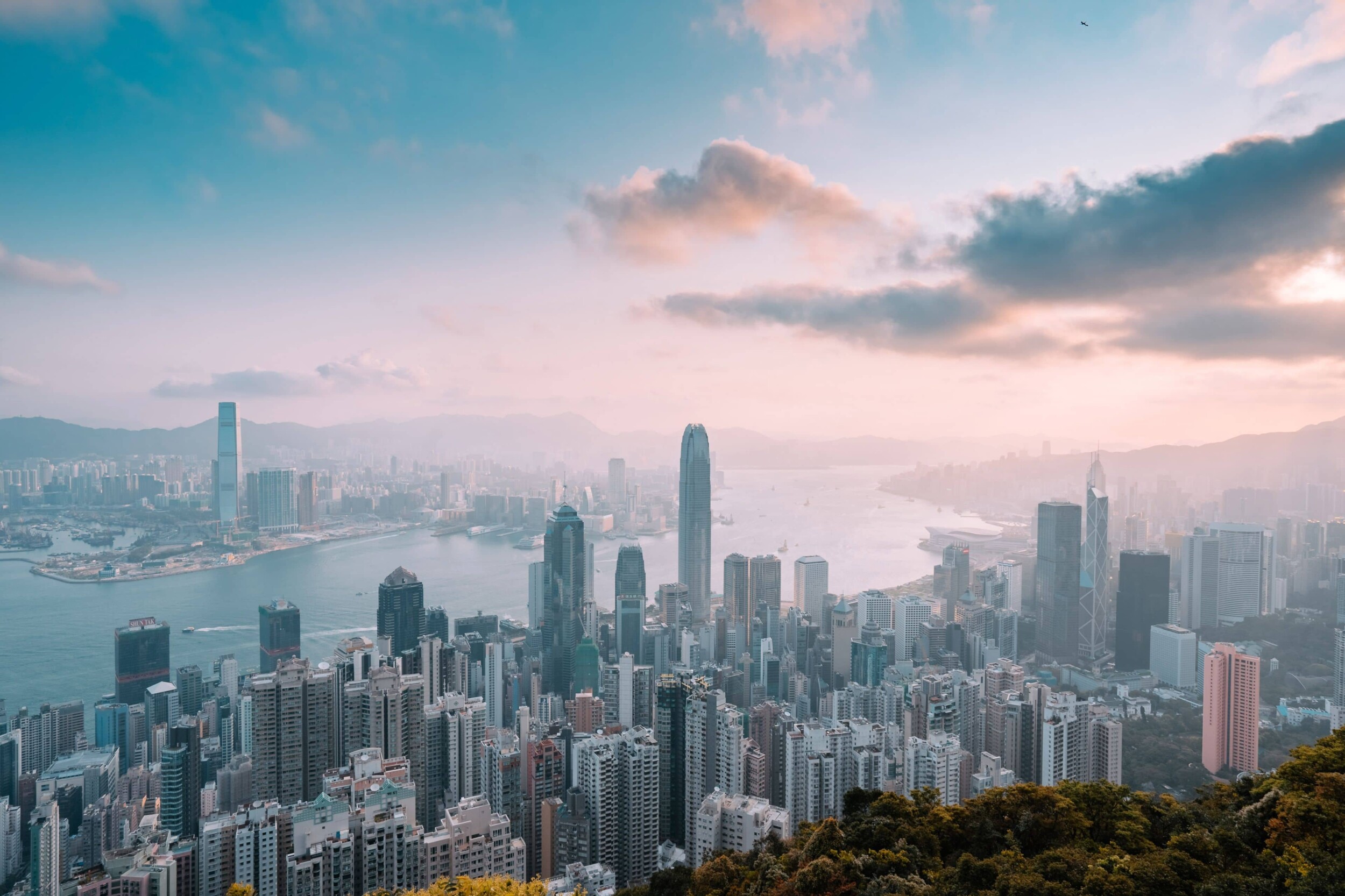 HongKong_bady-abbas-c4XoMGxfsVU-unsplash