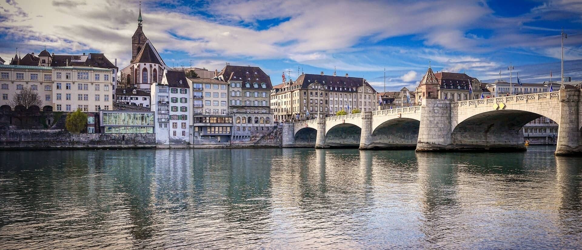 Basel_bridge-g2e9d7b1cd_1920