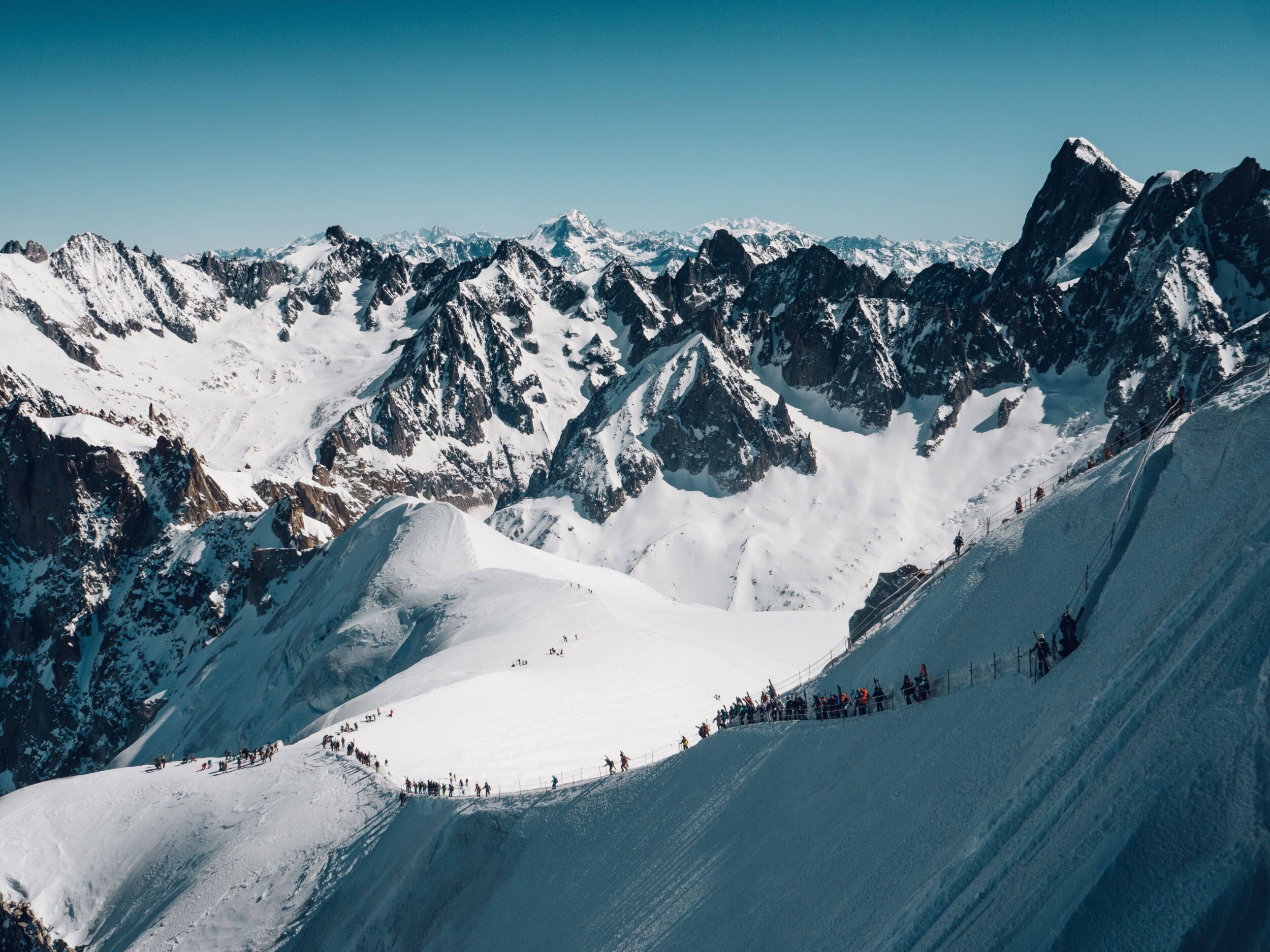 Alpen_krzysztof-kowalik--0tWKnJHMhI-unsplash