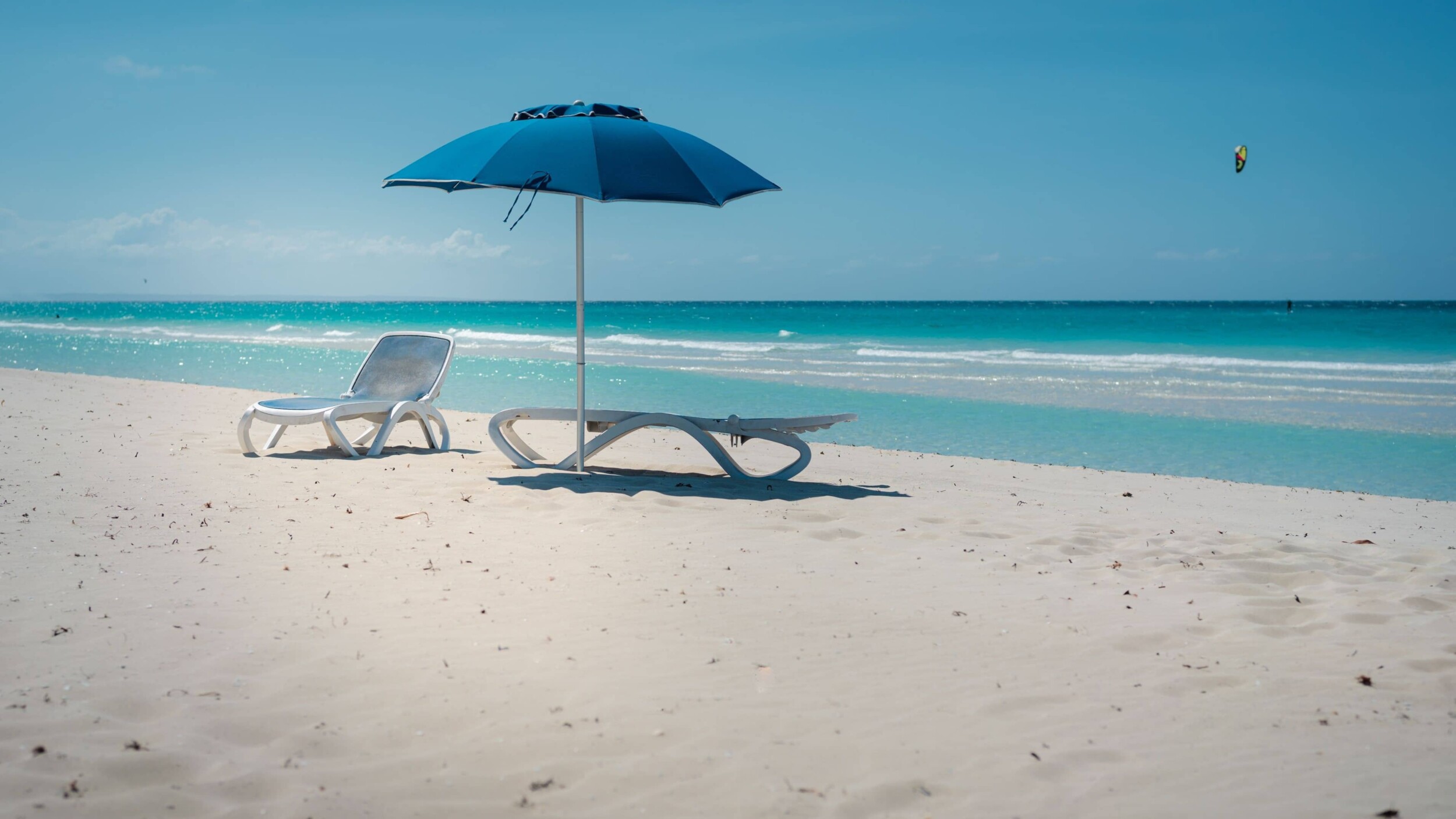 Kuba_VaraderoBeach_daniel-sessler-skOWkaepw7A-unsplash