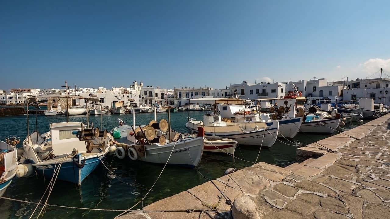 Paros_port-g90aab51dc_1280