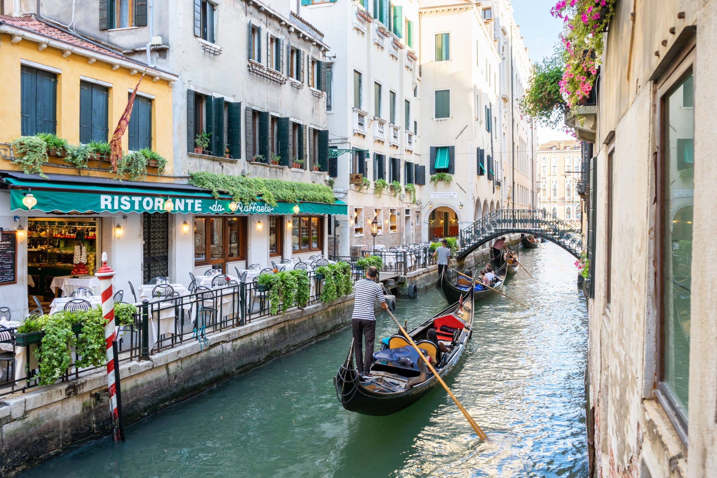Italien_Venetien_dimitry-anikin-9v9JDw-bGqw-unsplash