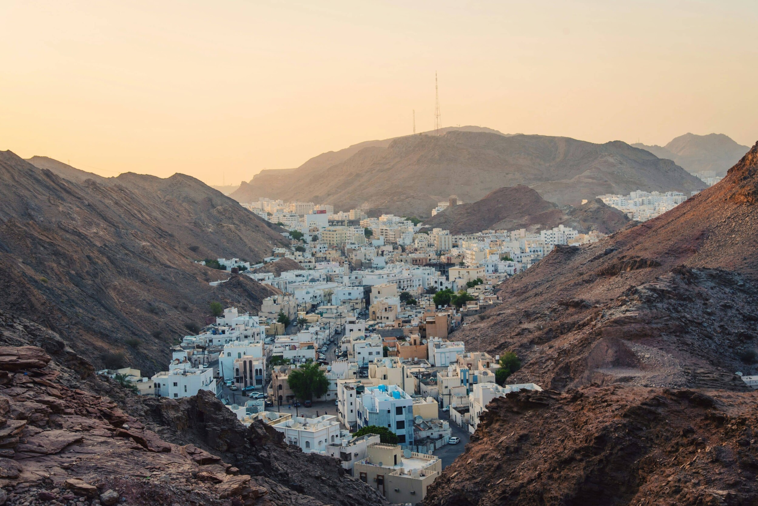 Oman_Titelbild_anfal-shamsudeen-du1iIMhW5Eg-unsplash