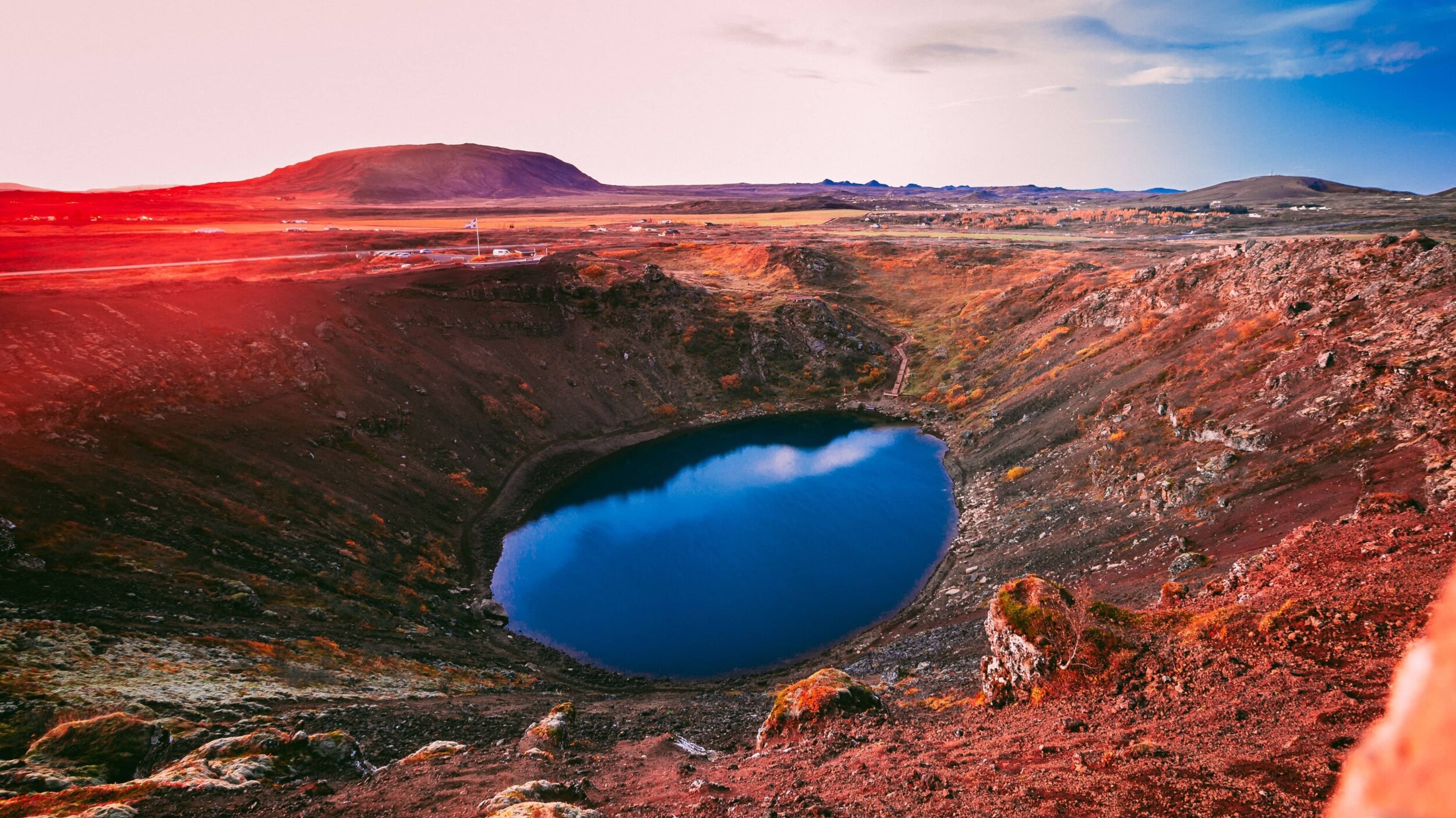 Island_Kerid_unsplash_1