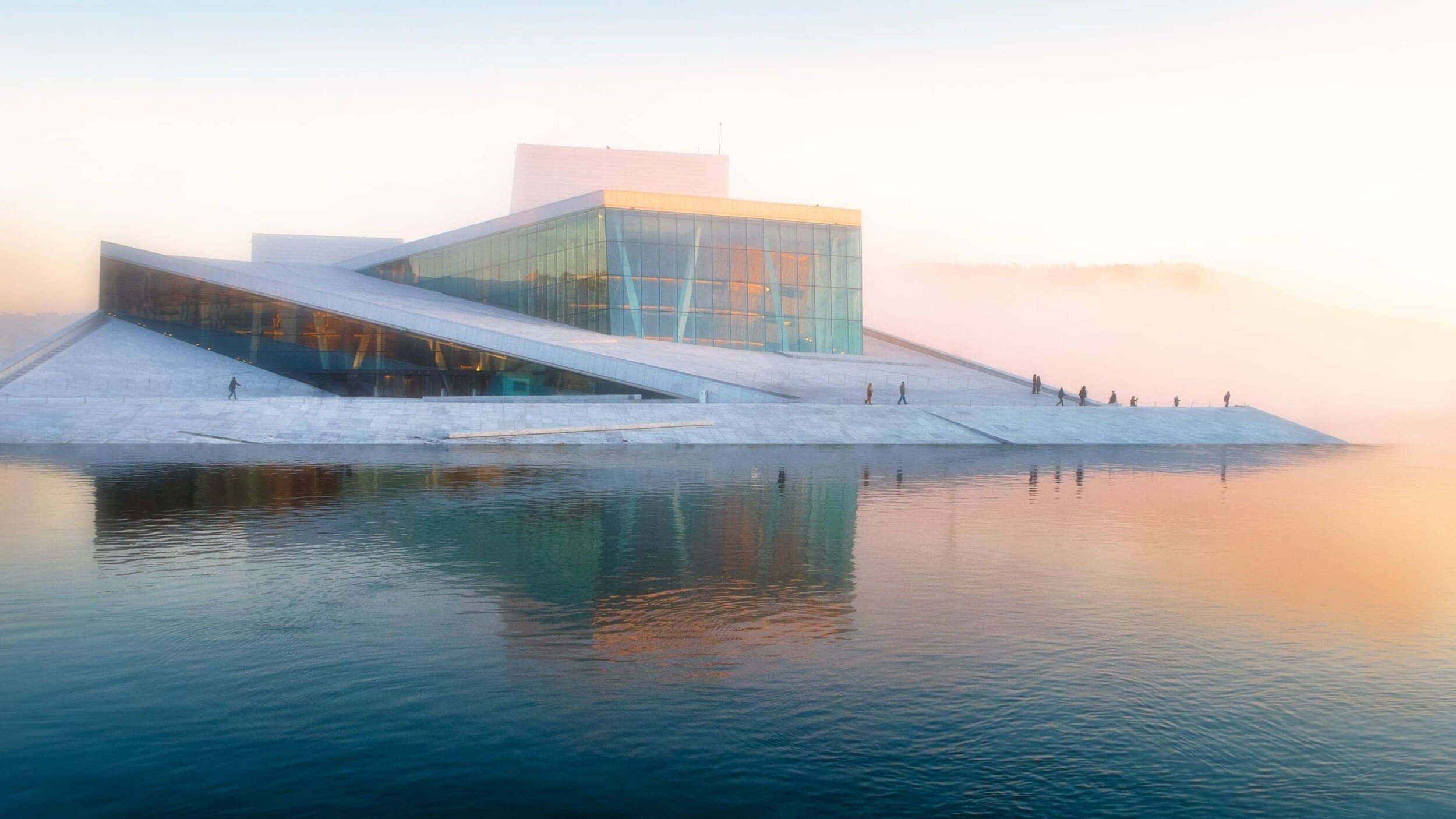 Oslo_Oper_vidar-nordli-mathisen-q-fr4QsIyic-unsplash
